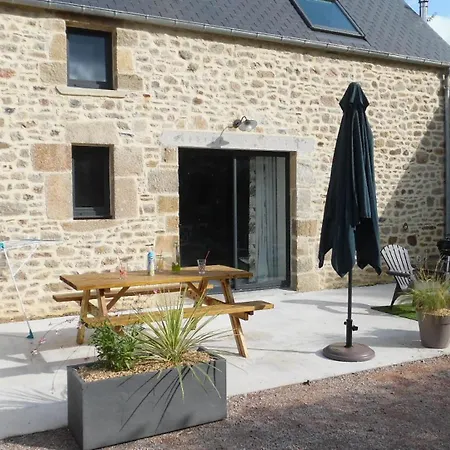 L Atelier Et La Reserve 度假居 La Pernelle